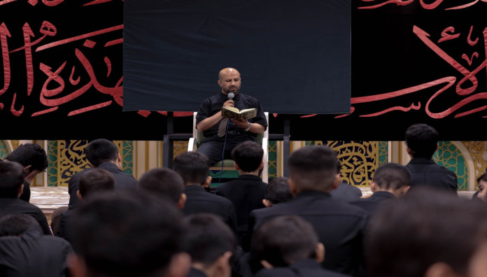 المجمع العلمي يقيم محاضرة بعنوان (إضاعة الوقت بين الإفراط والتفريط) لطلبته الحفّاظ في كربلاء