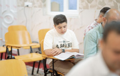 المجمع العلمي يطلق دورة تخصصية في الصوت والنغم القرآني بقضاء الهندية شرقي كربلاء