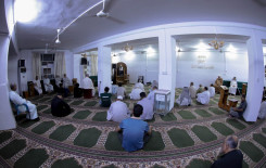 المجمع العلمي ينظم محاضرات قرآنية تدبُّرية ضمن مشروع (ليدَّبروا آياته) في كربلاء