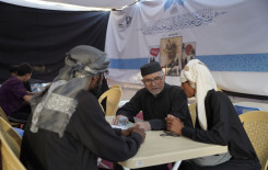 المجمع العلمي يفتتح محطّات تعليم القراءة الصحيحة للزائرين في بابل