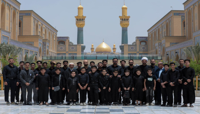 المجمع العلمي ينظم سفرة دينية لطلبة الحفظ في كربلاء إلى مرقد الإمام علي (عليه السلام)