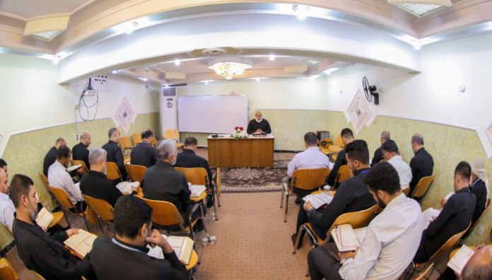 ورش تدريبة مكثفة يقيمها معهد القرآن الكريم لأساتذة الدورات القرآنية الصيفية