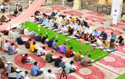 فرع بابل ومزار العلوية الشريفة يقيمان ختمة قرآنية رمضانية مرتلة بحضور جمع من المؤمنين