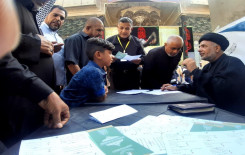 معهد القرآن الكريم يقدم خدماته القرآنية لزائري العسكريين (عليهما السلام)