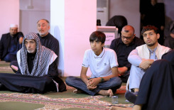 المَجمَع العلميّ يواصلُ إقامةَ مشروعِه (لِيَدَّبَّروا آياتِه) في عددٍ من مساجدِ كربلاء