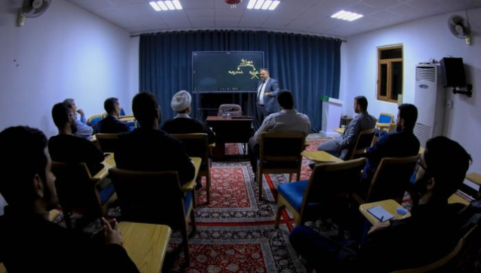 (القرآن الكريم طاقة روحية لحركة الإنسان) عنوان للندوة الحوارية لأساتذة التعليم القرآني