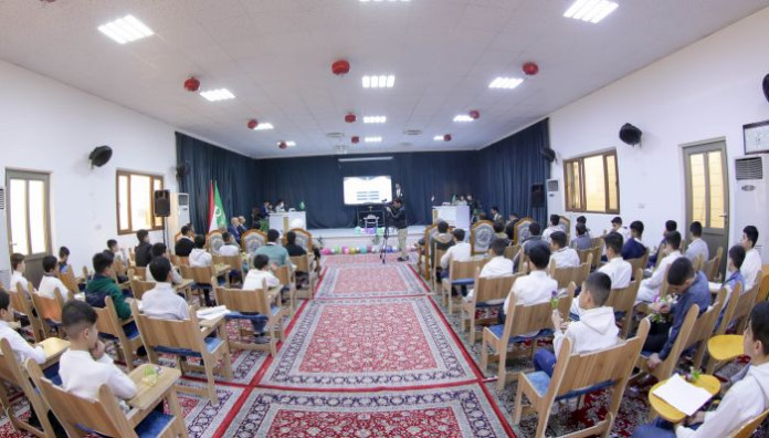 المَجمع العلمي ينظّم مسابقة بعنوان (حامل اللواء) لطلبة مساجد كربلاء