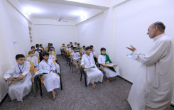 مشاركة فاعلة لطلبة الدورات الصيفية في حي العسكري شمال كربلاء