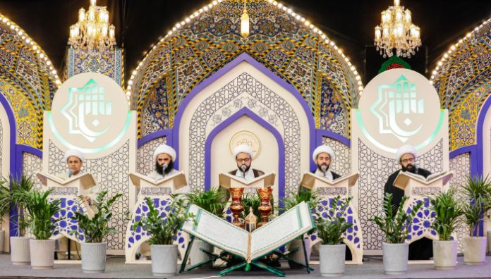 طلبة العلوم الدينية يشاركون في الختمة القرآنية المرتلة وسط الصحن العباسي المُطهّر