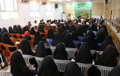 معهد القرآن الكريم يحتفي بتخرج مجموعة من طلبة المشروع القرآني في الجامعات والمعاهد العراقية وسط بابل