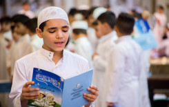 (منهاج التلميذ الصالح) كتاب تعليمي إيماني متكامل يحضى بإشادة كبيرة