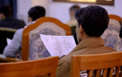 المَجمَع العلميّ يقيم ورشًا قرآنية لعدد من طلبة المدارس في كربلاء