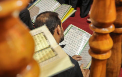 معهد القرآن الكريم يحي ليلة العاشر من المحرم بالختمة القرآنية السنوية في الصحن العباسي المطهر