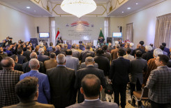 وفد من معهد القرآن الكريم يحضر حفل إنجاز خط المصحف الشريف بأنامل عرقية