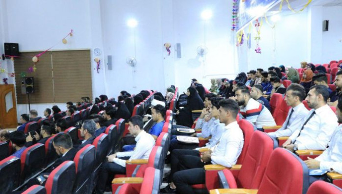 معهد القرآن الكريم يحتفي بطلبته المتخرجين من المشروع القرآني في الجامعات والمعاهد العراقية وسط جامعة الكوفة