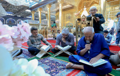 المؤمنون يُحيون جلسات الختمة القرآنية التعليميّة في الصحن العبّاسيّ المُطهّر
