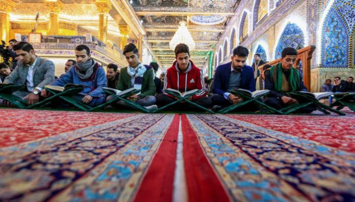 عرش التلاوة يواصل محافله في الصحن العباسي المطهر وسط حضور حاشد لزوار مرقد ابي الفضل العباس عليه السلام.