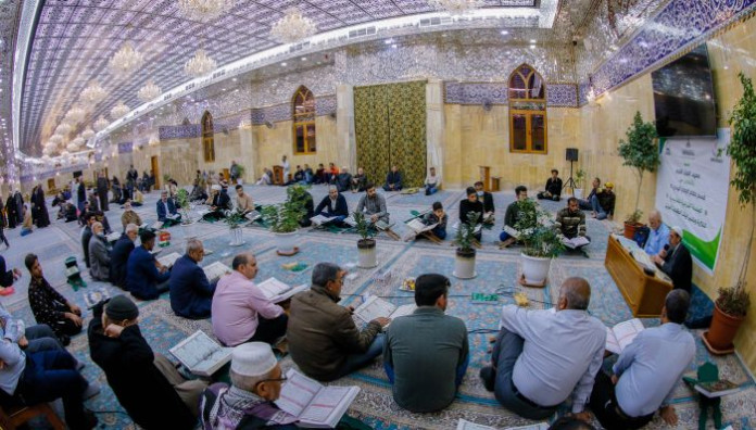 معهد القرآن الكريم يواصل إقامة الجلسة التعليمية في مقام الإمام الحجة (عج)