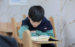 معهد القرآن الكريم يستثمر العطلة الربيعية بدروس مكثفة في حفظ كتاب الله العزيز