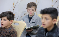 معهد القرآن الكريم يستثمر العطلة الربيعية بدروس مكثفة في حفظ كتاب الله العزيز