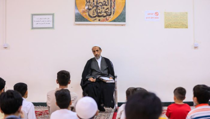 أكثر من 30 حافظًا يستلهمون دروساً تربوية واخلاقية ضمن البرنامج التربوي لوحدة التحفيظ