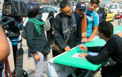 الأجانب  يتوافدون على مراكز تعليم القراءة الصحيحة للزائرين