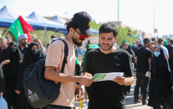 فرع الهندية يقدم خدماته القرآنية لألاف الزائرين القاصدين كربلاء