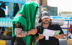 فرع الهندية يقدم خدماته القرآنية لألاف الزائرين القاصدين كربلاء