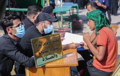 فرع الهندية يقدم خدماته القرآنية لألاف الزائرين القاصدين كربلاء