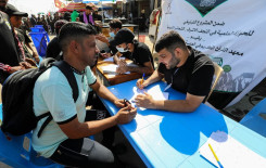 فرع الهندية يقدم خدماته القرآنية لألاف الزائرين القاصدين كربلاء