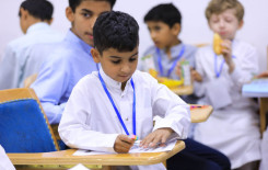 المَجمَع العلميّ يشرك طلبة الدورات الصيفية في فقرة تعلم الرسم