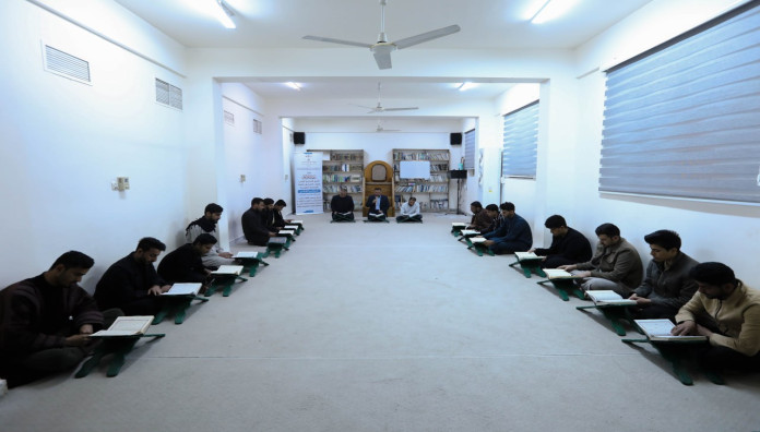 ضمن ختماته المتنوعة ..  المَجمَع العلميّ يقيم ختمة رمضانية لطلبة جامعة كربلاء