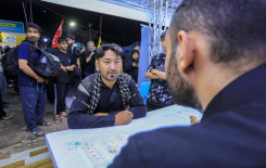 معلمو مشروع تعليم القراءة الصحيحة يواصلون تقديم الخدمات القرآنية للزائرين