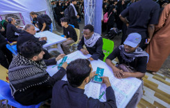 معلمو مشروع تعليم القراءة الصحيحة يواصلون تقديم الخدمات القرآنية للزائرين