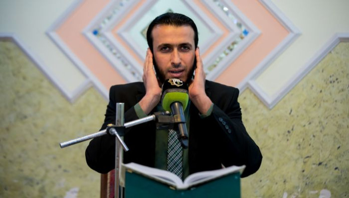 القارئ السيد حيدر جلوخان الموسوي يحصد المركز الثاني في مسابقة صوت المآذن