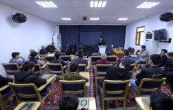 مدير معهد القرآن الكريم يكرّم الطلبة الفائزين بمسابقة وارث الأنبياء للمبدعين