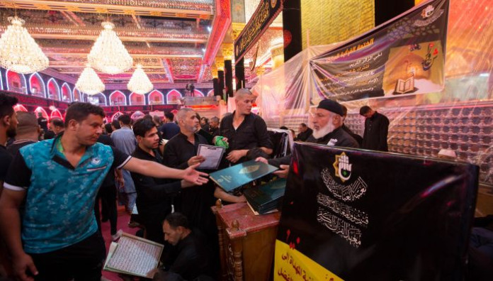 معهد القرآن الكريم يهدي أكثر من عشر ختمات قرآنية للإمام الحسين وأخيه أبي الفضل العباس عليهما السلام