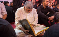 معهد القرآن الكريم يهدي أكثر من عشر ختمات قرآنية للإمام الحسين وأخيه أبي الفضل العباس عليهما السلام