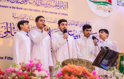 أمسية قرآنية ضمن فعاليات مهرجان ربيع الشهادة العالمي الخامس عشر وسط الصحن العباسي المطهر