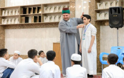 دروس عملية تقدم لطلبة الدورات القرآنية الصيفية لضمان تعليم جيد