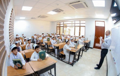 #القرآن_حياتنا شعارٌ يرفعه طلبة الدورات الصيفية في كربلاء