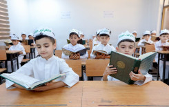 #القرآن_حياتنا شعارٌ يرفعه طلبة الدورات الصيفية في كربلاء