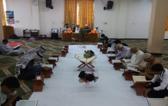 المؤمنون يحتشدون حول مائدة الرحمن في الختمات القرآنية الرمضانية الموزعة على مناطق العاصمة بغداد