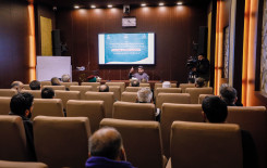 السيد الأمين العام للعتبة العباسية المقدسة ونائبه يتفقدان عددًا من برامج المعهد القرآنية