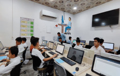 المجمع العلمي يقدّم دروساً في الحاسوب لطلبة مشروع الدورات الصيفية