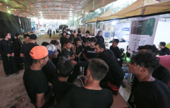 إقبال كبير يشهده مشروع تعليم القراءة الصحيحة للزائرين