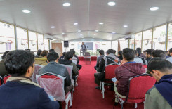 مركز المشاريع القرآنية يقيم مخيماً ربيعياً لطلبة مشاريع التلاوة