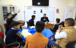 المجمعُ العلمي يُطلق مشروع (الرحيق المختوم ) الخاص بطلبة الحفظ في الهندية