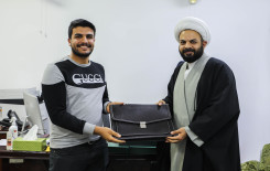 مدير معهد القرآن الكريم يُكرم عددًا من أساتذة مشروع حفظ الكتاب العزيز في كربلاء المقدسة