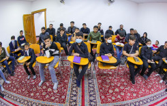 معهد القرآن الكريم يقيم مجلس عزاء بذكرى استشهاد الإمام موسى الكاظم (عليه السلام)